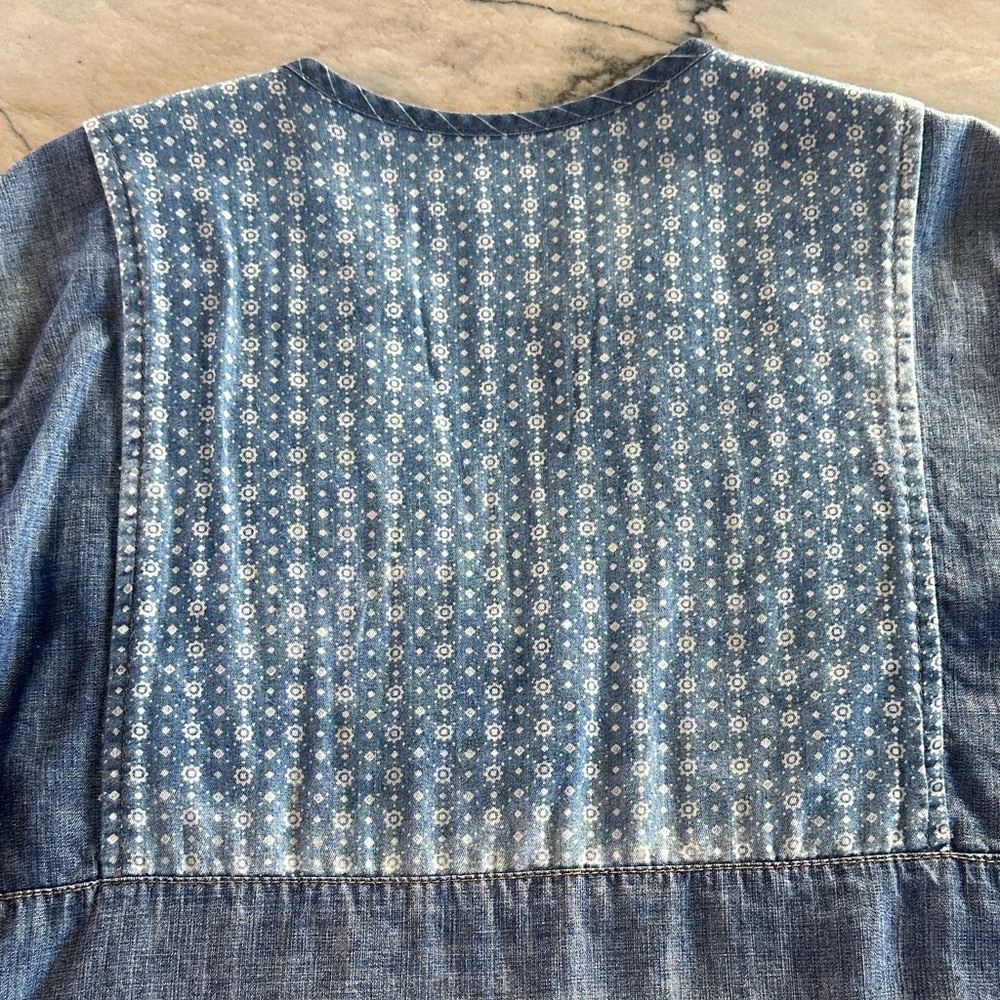 Double D Ranch Embroidered Denim Tunic Top - Picture 7 of 10